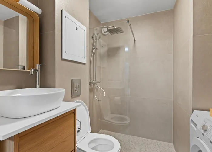 Modern In The Heart Of Apartment Bergen