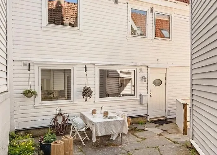 شقة Modern In The Heart Of برغن